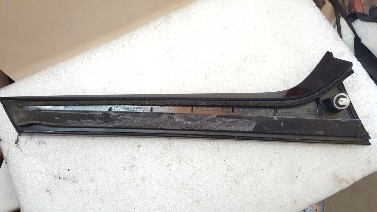 Listwy spoiler klapy lewa+prawa strona AUDI Q5 80A854871 80A854872 demontaż