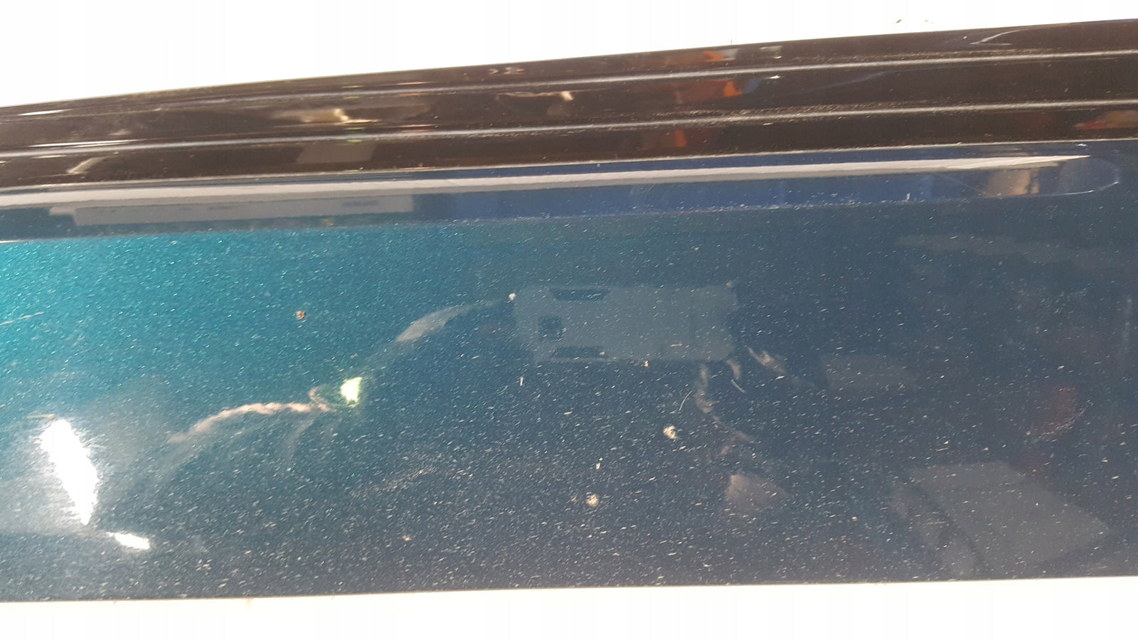 Listwa drzwi lewy przód AUDI E-TRON 4KE853959