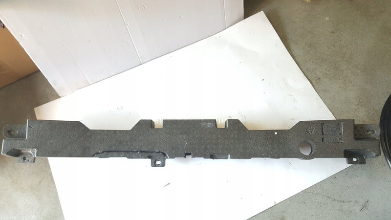 Absorber pianka zderzaka przedniego AUDI e-tron GT 4J3807549B demontaż