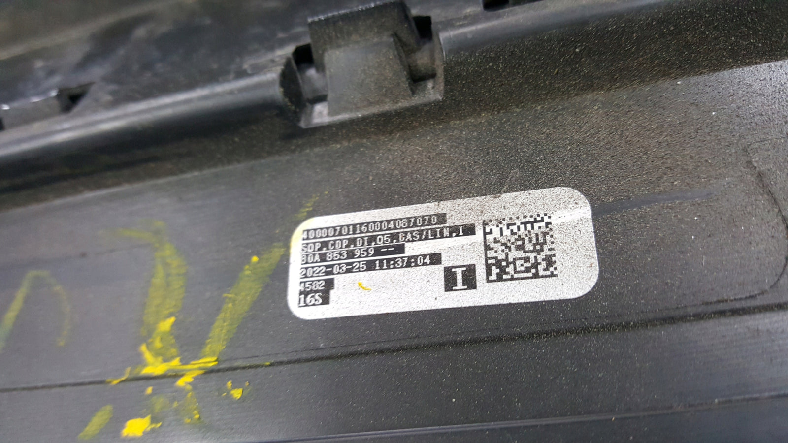 Listwa drzwi lewy przód AUDI Q5 80A853959A demontaż