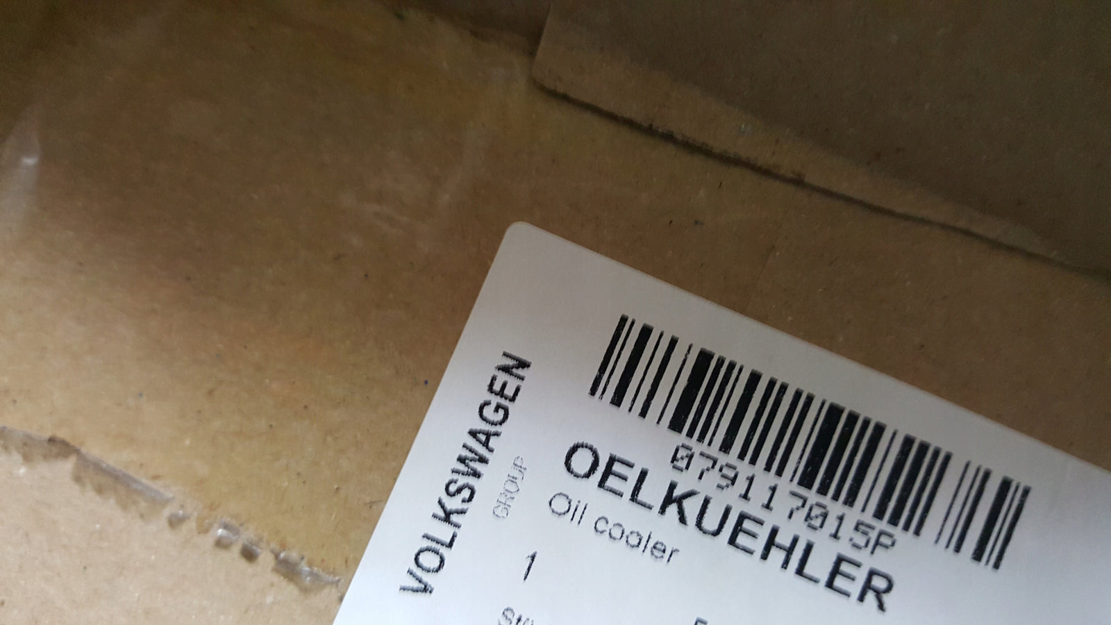 NOWA ORYGINALNA chłodnica oleju VW TOUAREG AUDI RS4 RS5 4.2 FSI 079117015P