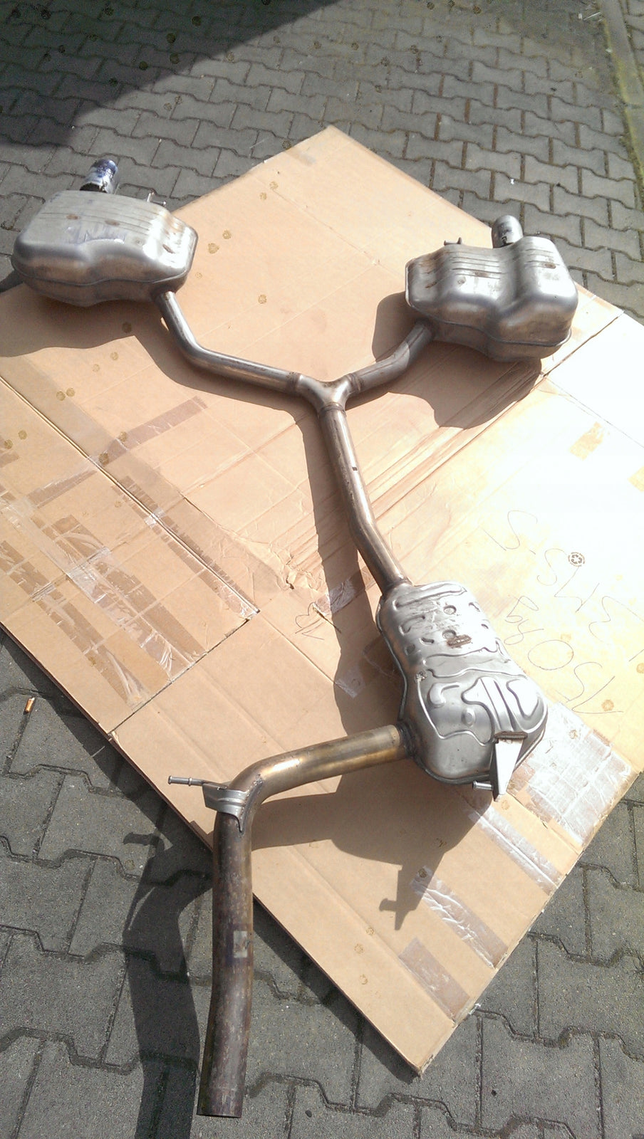 tłumik Audi A4 8W0253411 demontaż 8W5253612A