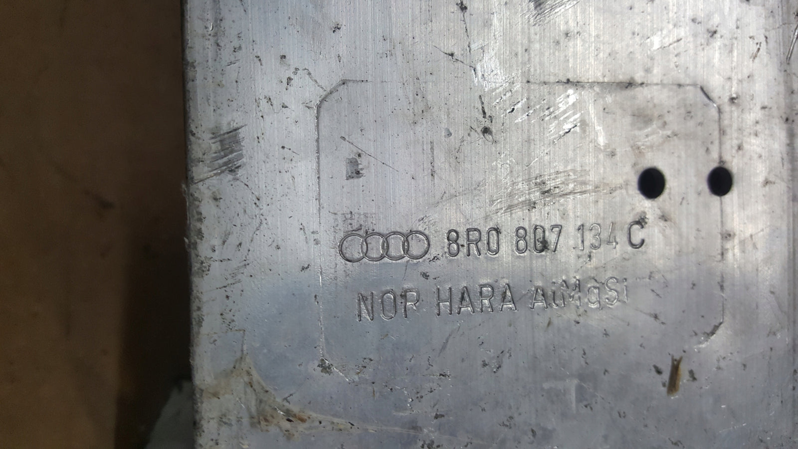 AUDI Q5 SQ5 Strefa zgniotu prawa 8R0807134C