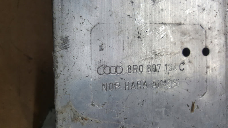 AUDI Q5 SQ5 Strefa zgniotu prawa 8R0807134C