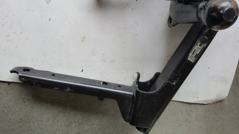 AUDI A4 B9 8W0 HAK HOLOWNICZY Z WIAZKA 8W0800491M 8W0971541F