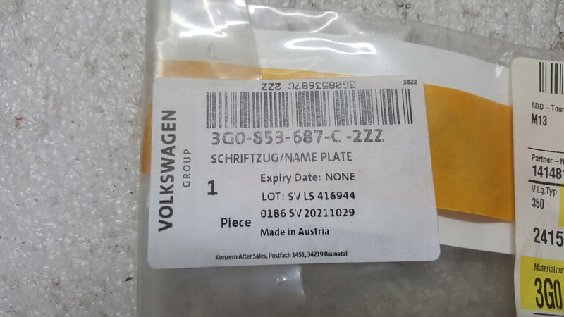 ORYGINALNE CZĘŚCI VAG OE NAPIS CHROM-BŁYSZCZACY 3G0853687C2ZZ PASSAT