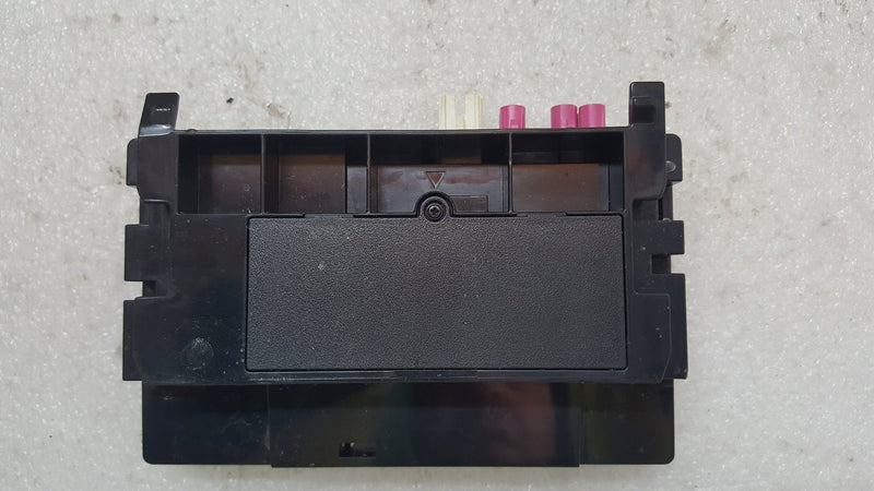 Moduł usług ON LINE VW AUDI SEAT SKODA 10A035284H demontaż