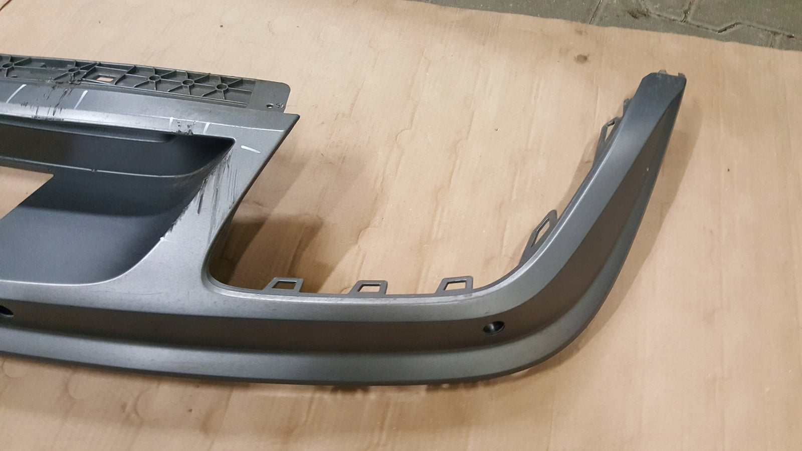Volkswagen Tiguan II Dyfuzor zderzaka tył lift R-LINE 5NN807568B