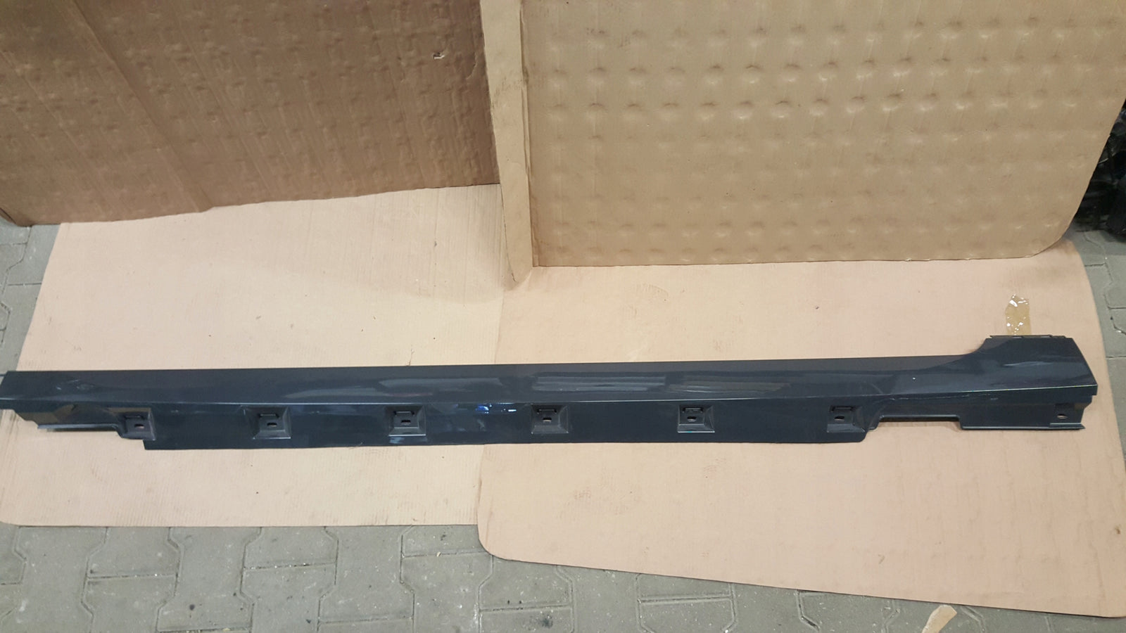 VW PASSAT B8 14- LISTWA PROGOWA LEWA 3G0853857F demontaż