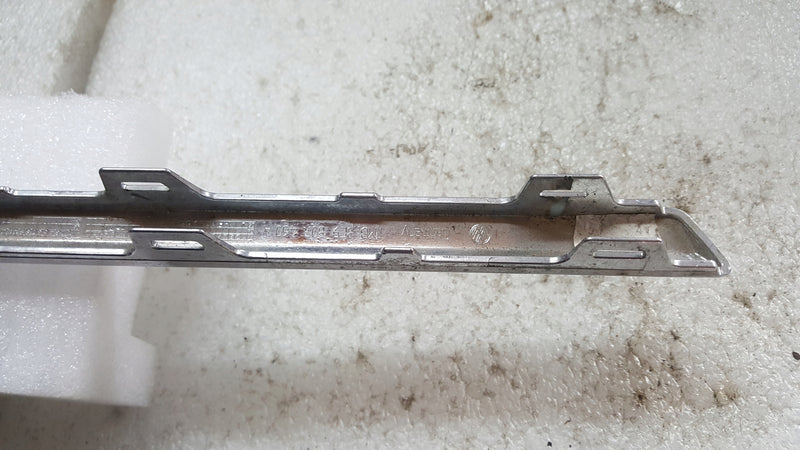 Listwa Zderzaka Tył VW Passat B6 3C9807460A