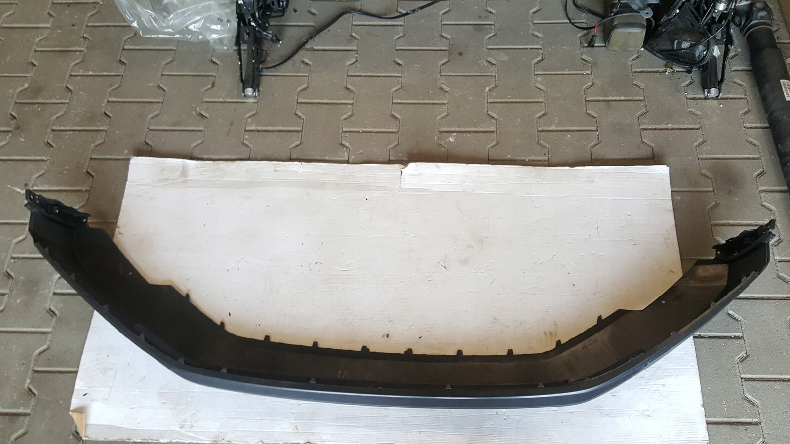 Dokładka spoiler przód SKODA KODIAQ 565807061