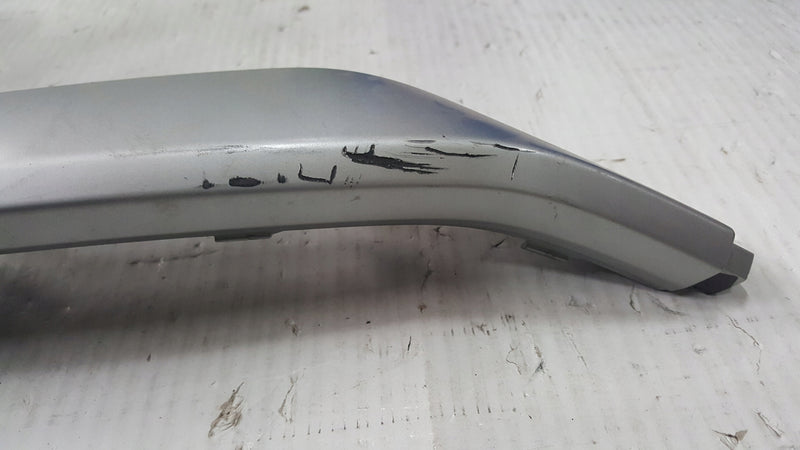 Listwa zderzaka tylnego lewa strona AUDI Q3 83F807967 demontaż