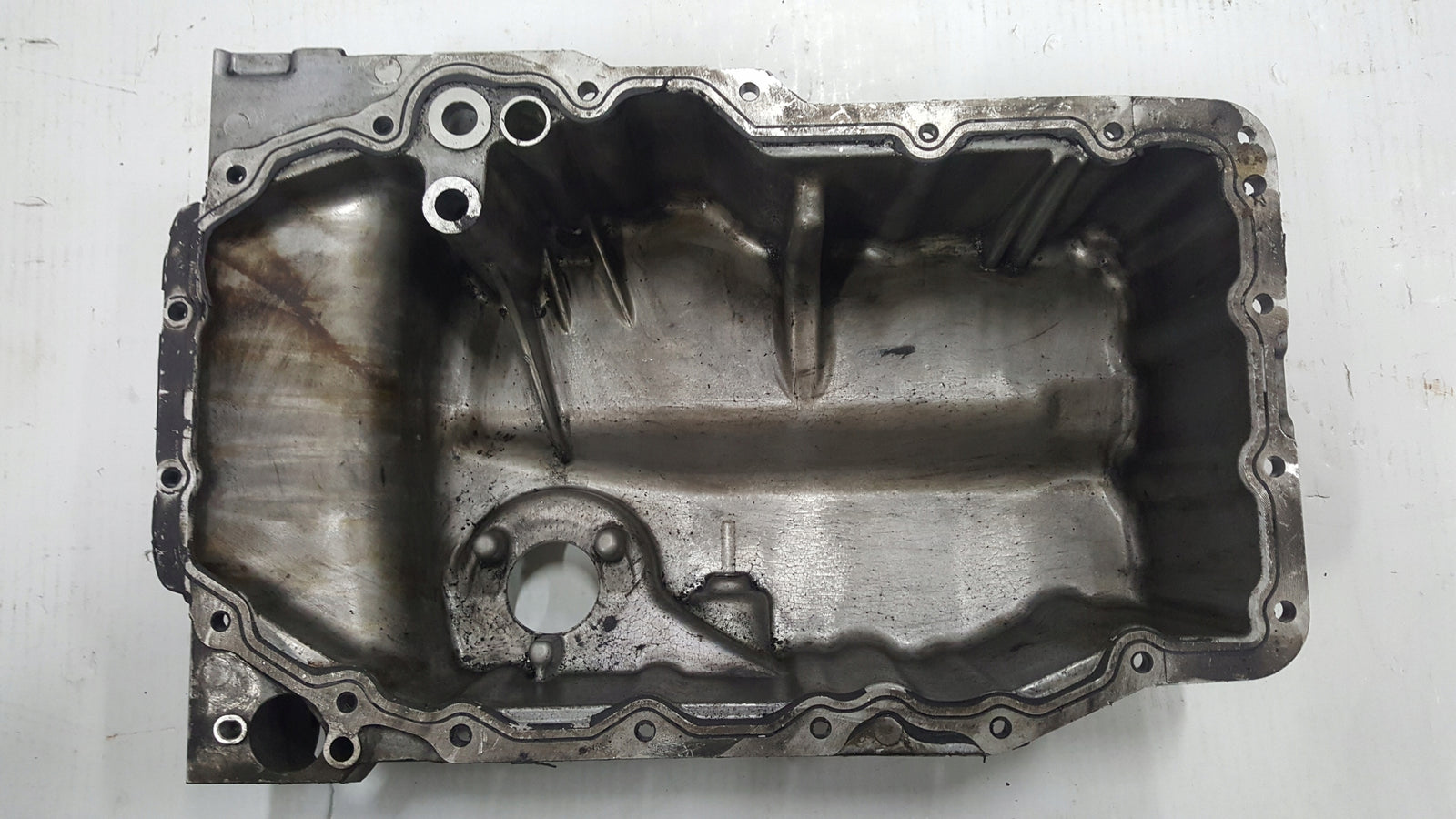 Miska olejowa VW AUDI 04E103603G demontaż