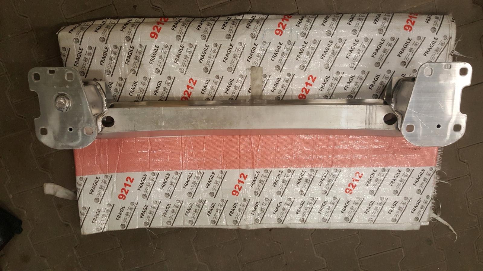 AUDI Q7 II 17- BELKA ZDERZAKA TYŁ TYLNA 4M0807309