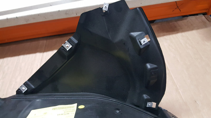 AUDI A4 B9 8W SPOJLER NADKOLE DOKŁADKA PRZÓD PRAWY 8W0853888L 8W0853888P