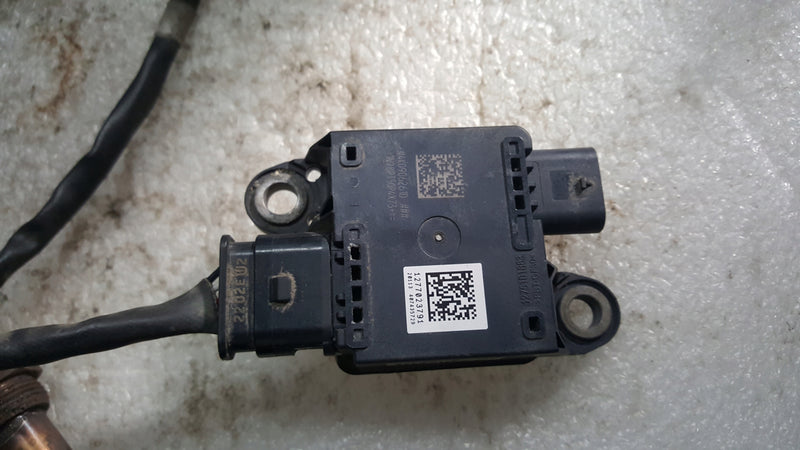 Sonda lambda czujnik NOX AUDI A6 (C8) A7 4K0906261D demontaż