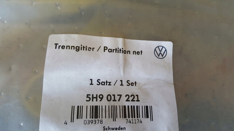 NOWA kratka oddzielająca przestrzeń bagażnika VW GOLF VIII 5H9017221