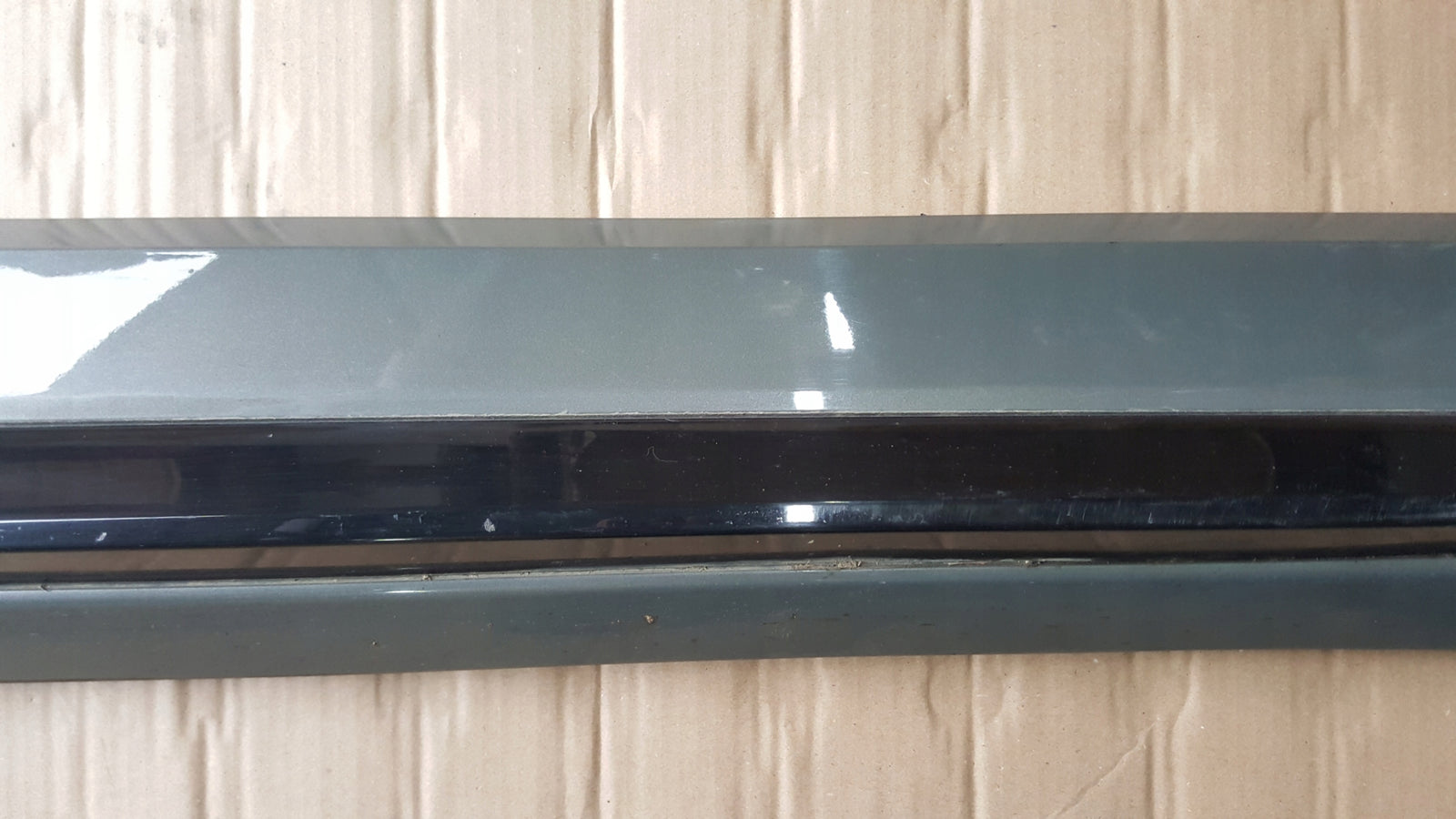 Listwa drzwi prawy przód AUDI Q3 II 83A853960A/B