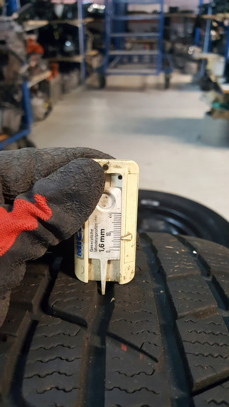 182717b33efe2afa0bbde0342542d47f