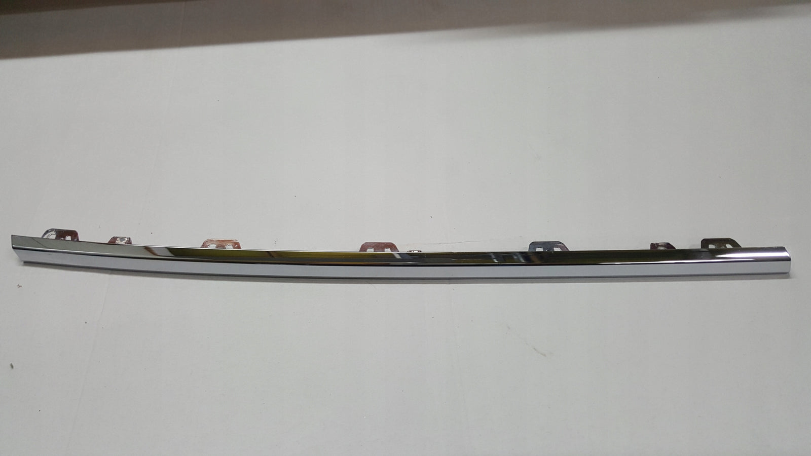NOWA ORYGINALNA listwa chrom grilla przód prawa strona VW T6 7LA853842