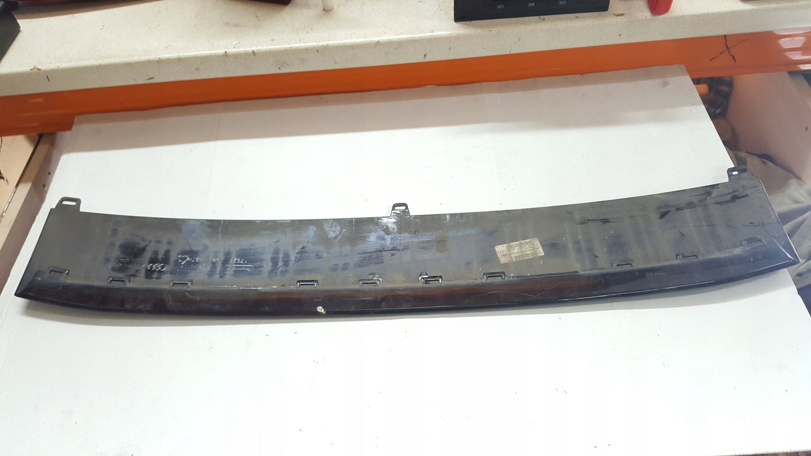 Dokładka spoiler zderzaka przedniego AUDI A5 RS5 8T0807513B demontaż
