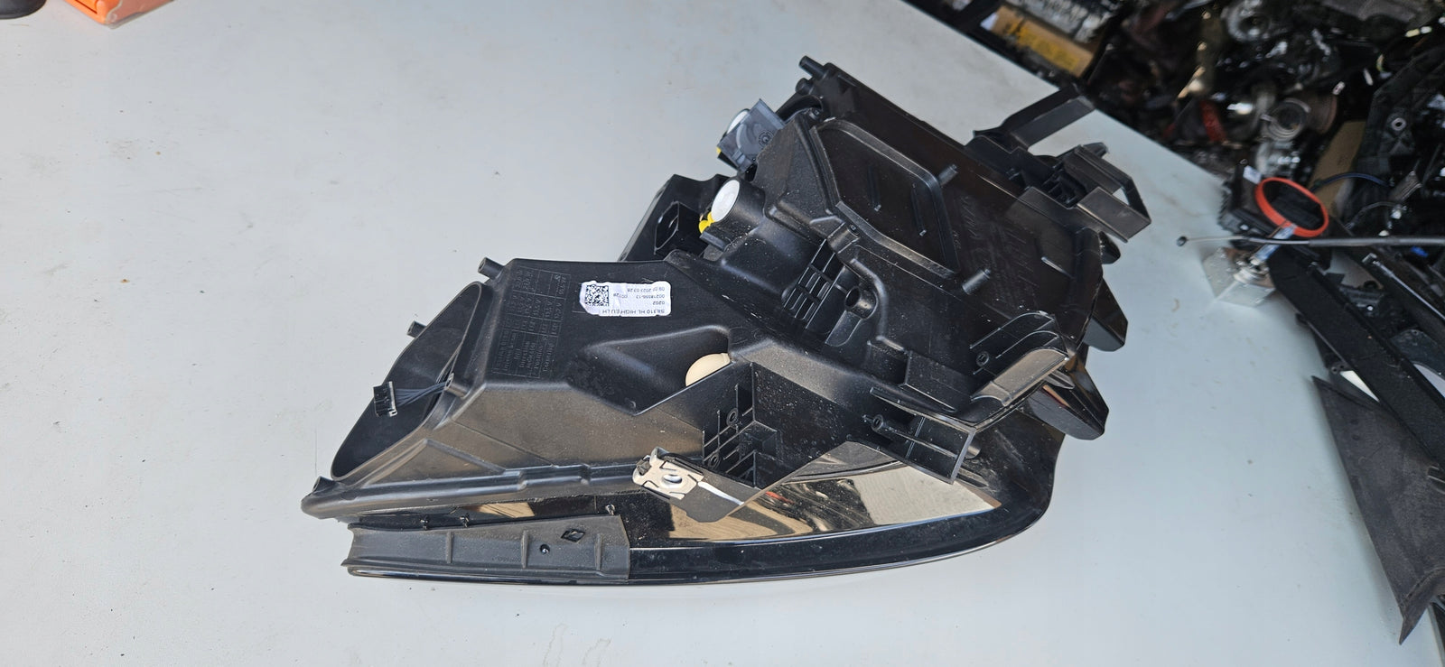 Le reflektor FUL LED Cupra Born 10F941007H 2023r