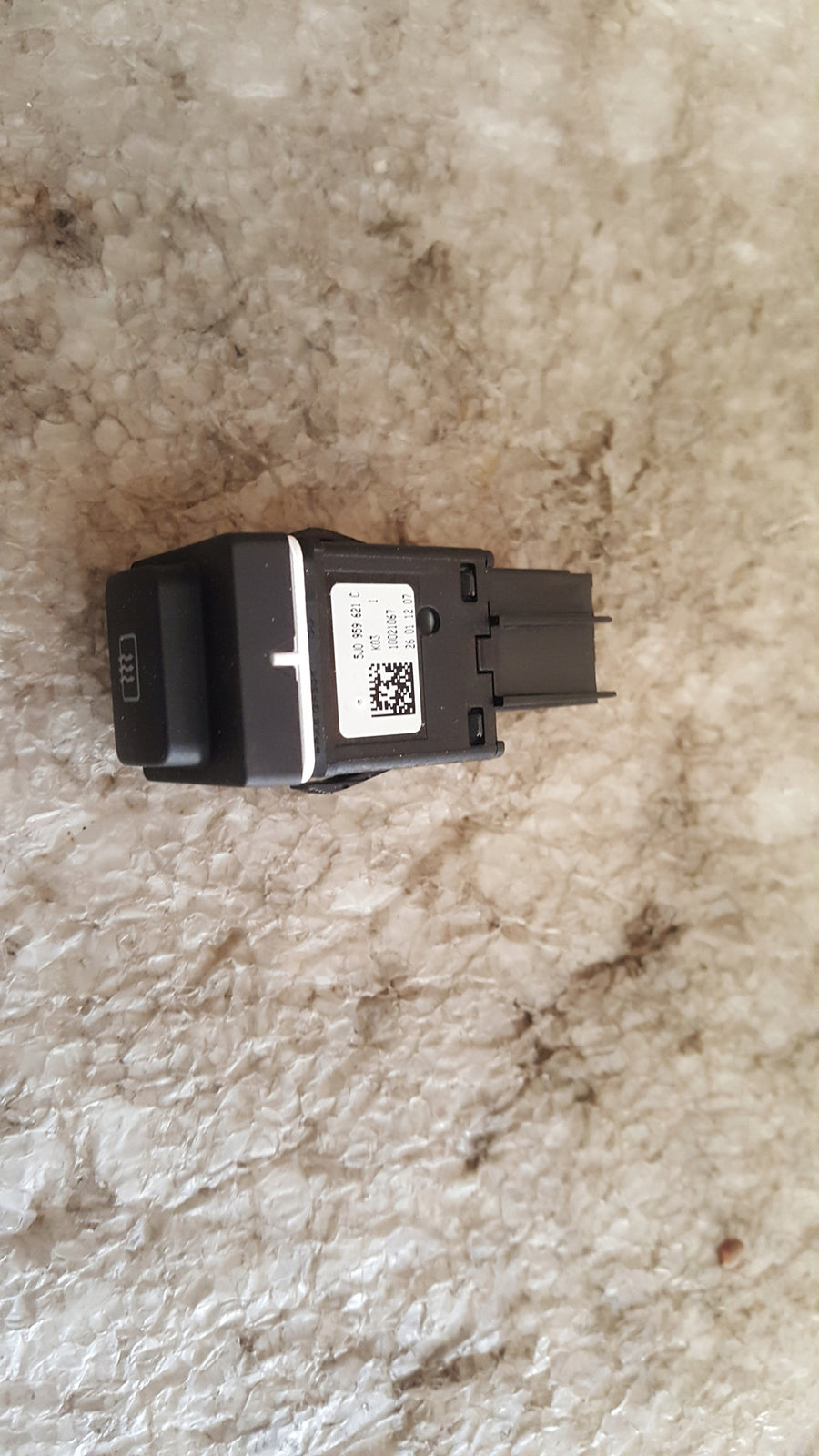 Włącznik ogrzewania szyby SKODA FABIA 5J0959621C