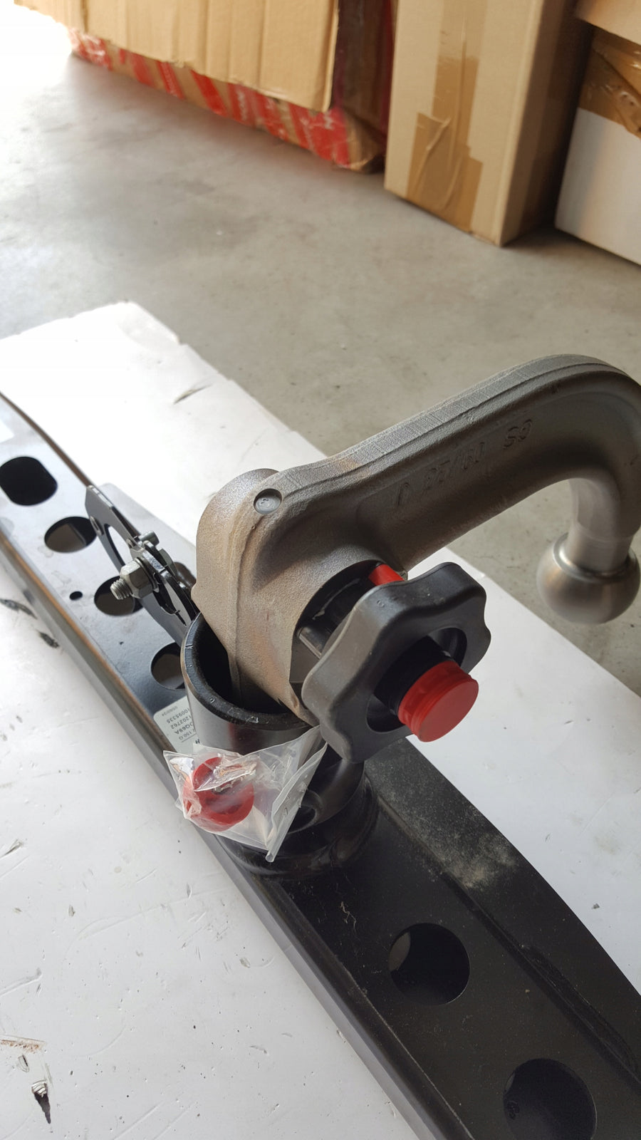 NOWY! AUDI Q2 81A HAK HOLOWNICZY MODUŁ WIĄZKA KOMPLET 81A092150G 81A055202C