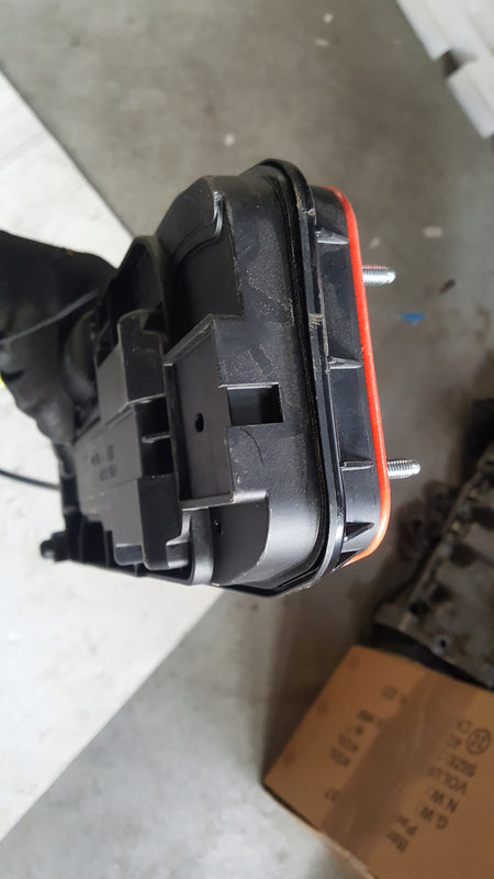 Mechanizm wybierak biegów VW AUDI SEAT 5WA713033AN demontaż