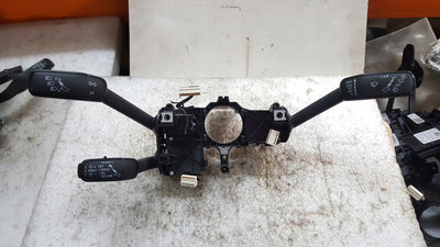 PRZEŁĄCZNIK ZESPOLONY TEMPOMAT MANETKI SUPERB III 5Q0953502AT 5Q0953521GB