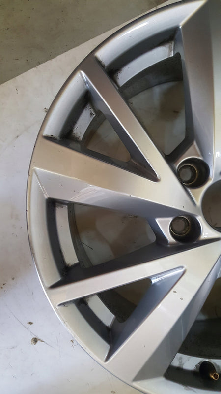 AUDI Q2 SQ2 81A FELGA 81A601025 C 7JX17 ET45