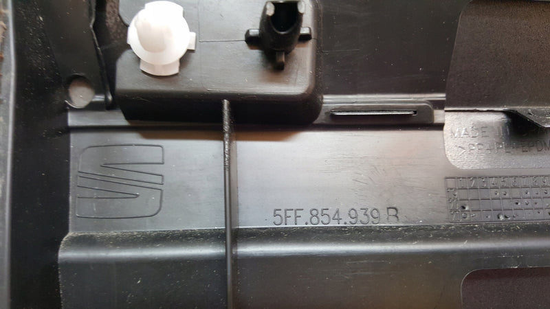 Listwa drzwi lewy przód CUPRA FORMENTOR 5FF854939B demontaż