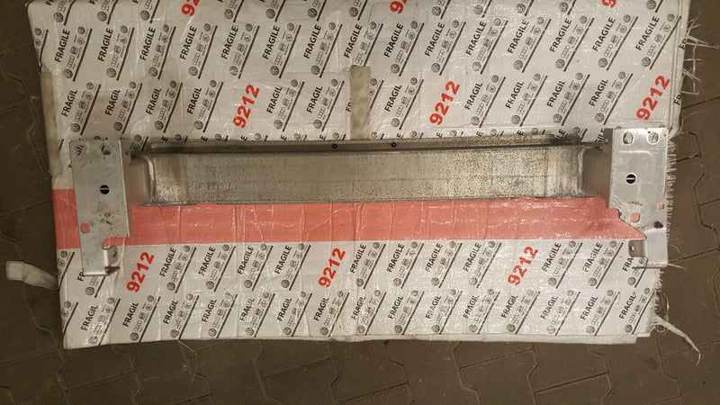AUDI A1 8X 8X0 8XA WZMOCNIENIE PRZEDNIE BELKA PRZEDNIA