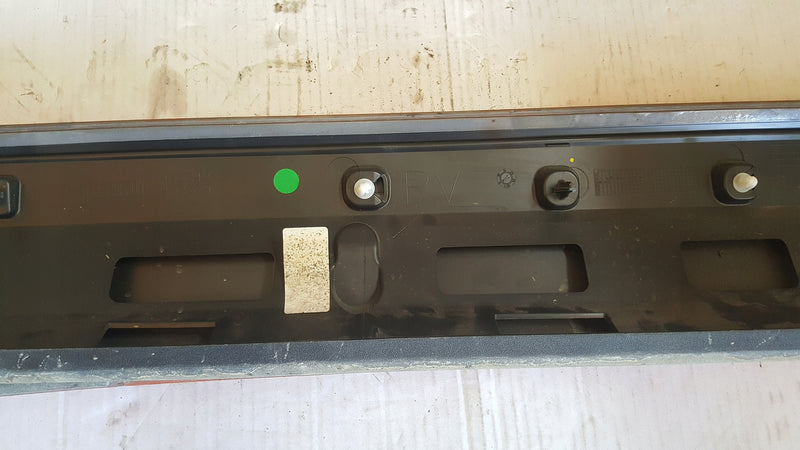 Listwa drzwi prawy przód AUDI Q3 II 83A853960A/B