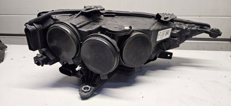 Le reflektor AUDI A1 82A941003 IDEAŁ 2024r