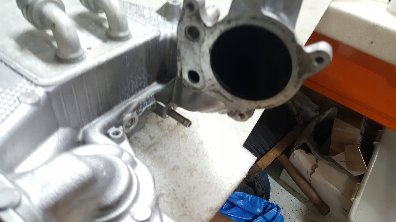 Kolektor ssący VW AUDI SEAT SKODA 2.0 TDI 05L129766Q demontaż