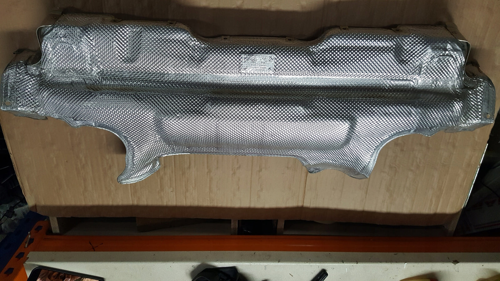 NOWA Osłona termiczna filtra powietrza AUDI R8 4S0825613E