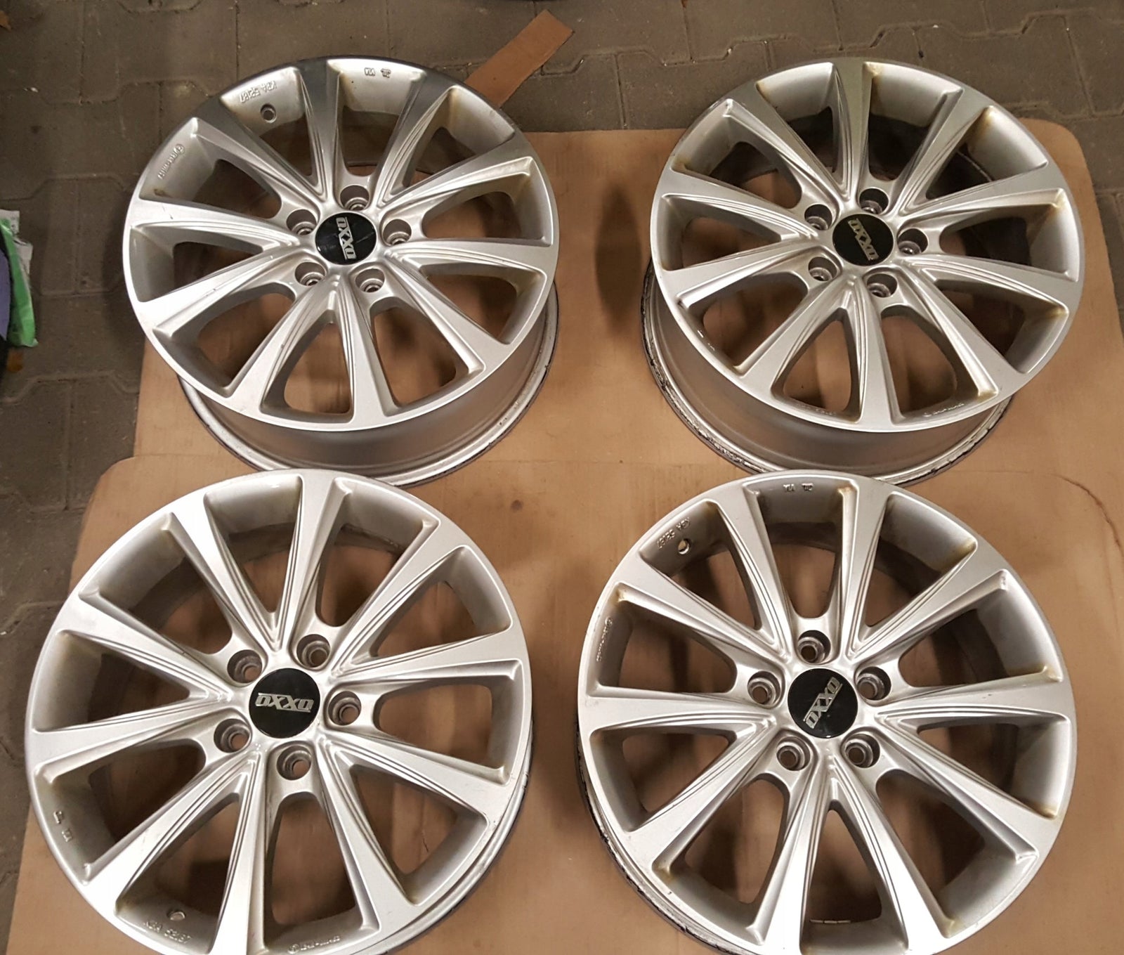 Alufelgi 17'' Audi VW Seat Skoda Mercedes BMW 5x112 6,5J ET28 KBA52187