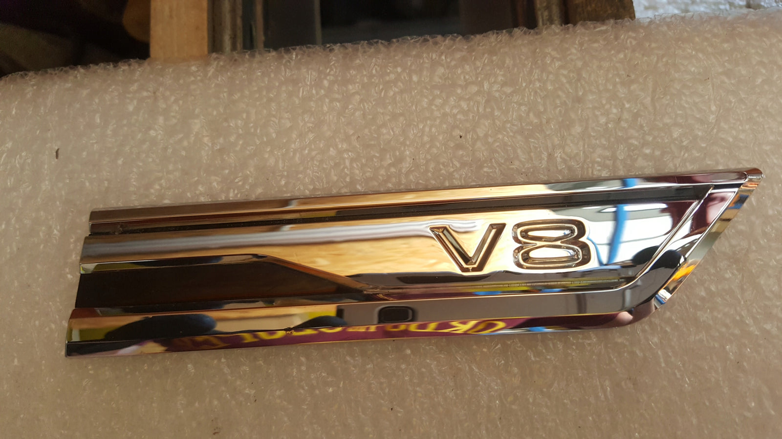 Listwa V8 przód LE strona VW TOUAREG 760853689F