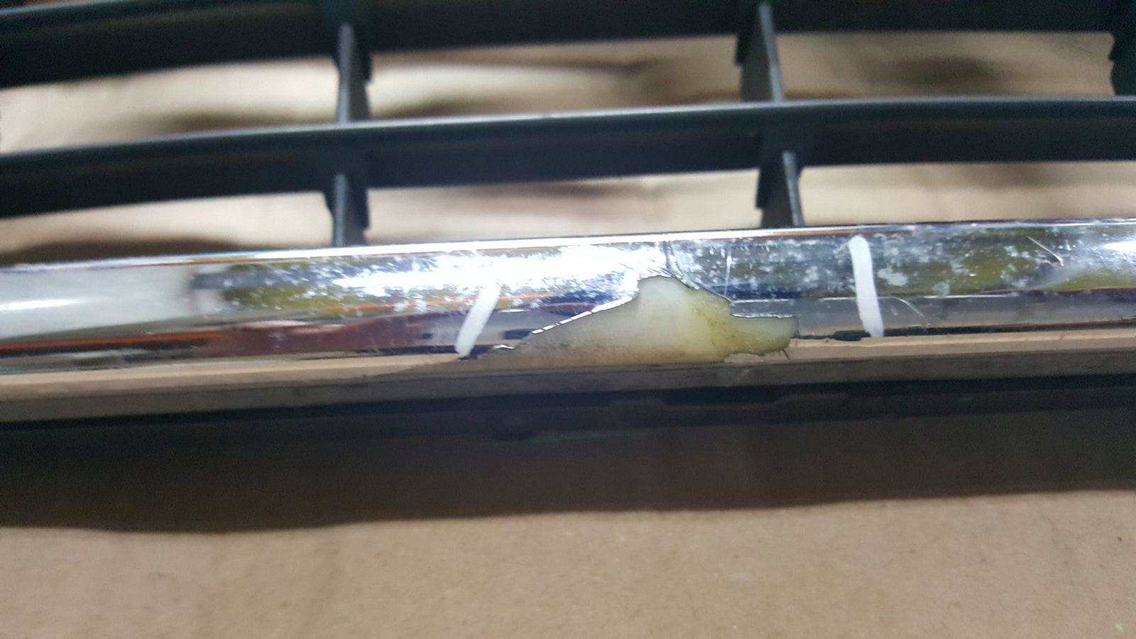 GRILL ATRAPA AUDI A6 C6 4F0853651