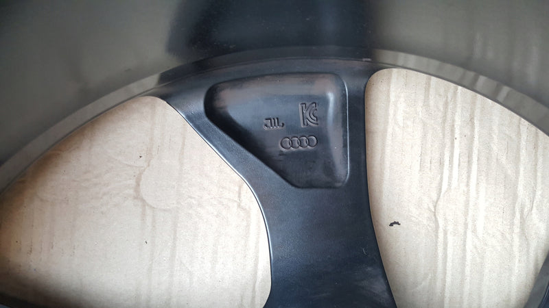 Felga aluminiowa Audi OE 8W0601025EM 8.5