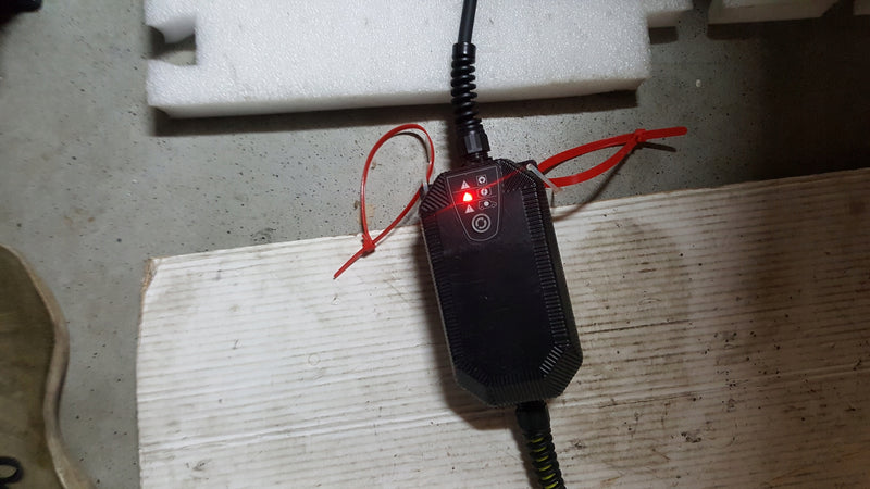 Ładowarka przewód VW AUDI 12E971675AN oryginał