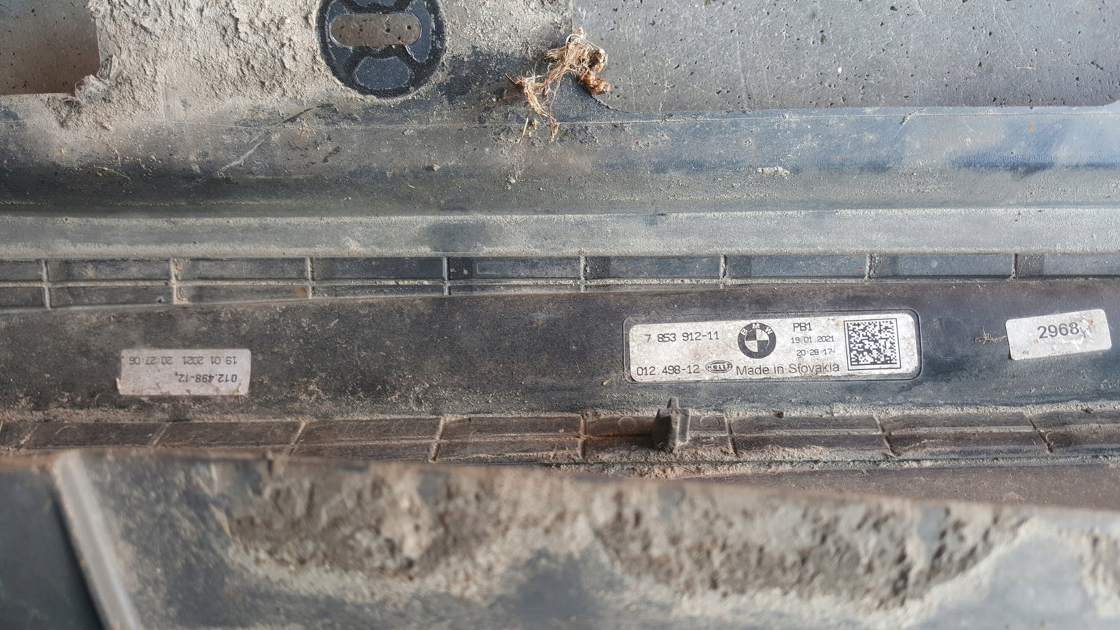 Listwa nakładka progowa prawa strona BMW G11 G12 7853912 demontaż