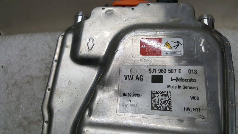 WEBASTO moduł grzewczy PORSCHE TAYCAN AUDI E-TRON GT 9J1963507E demontaż