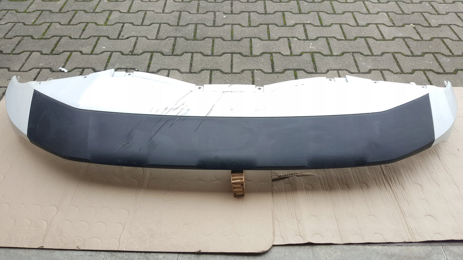 AUDI Q4 E-TRON SPOILER ZDERZAKA PRZÓD 89A807061A