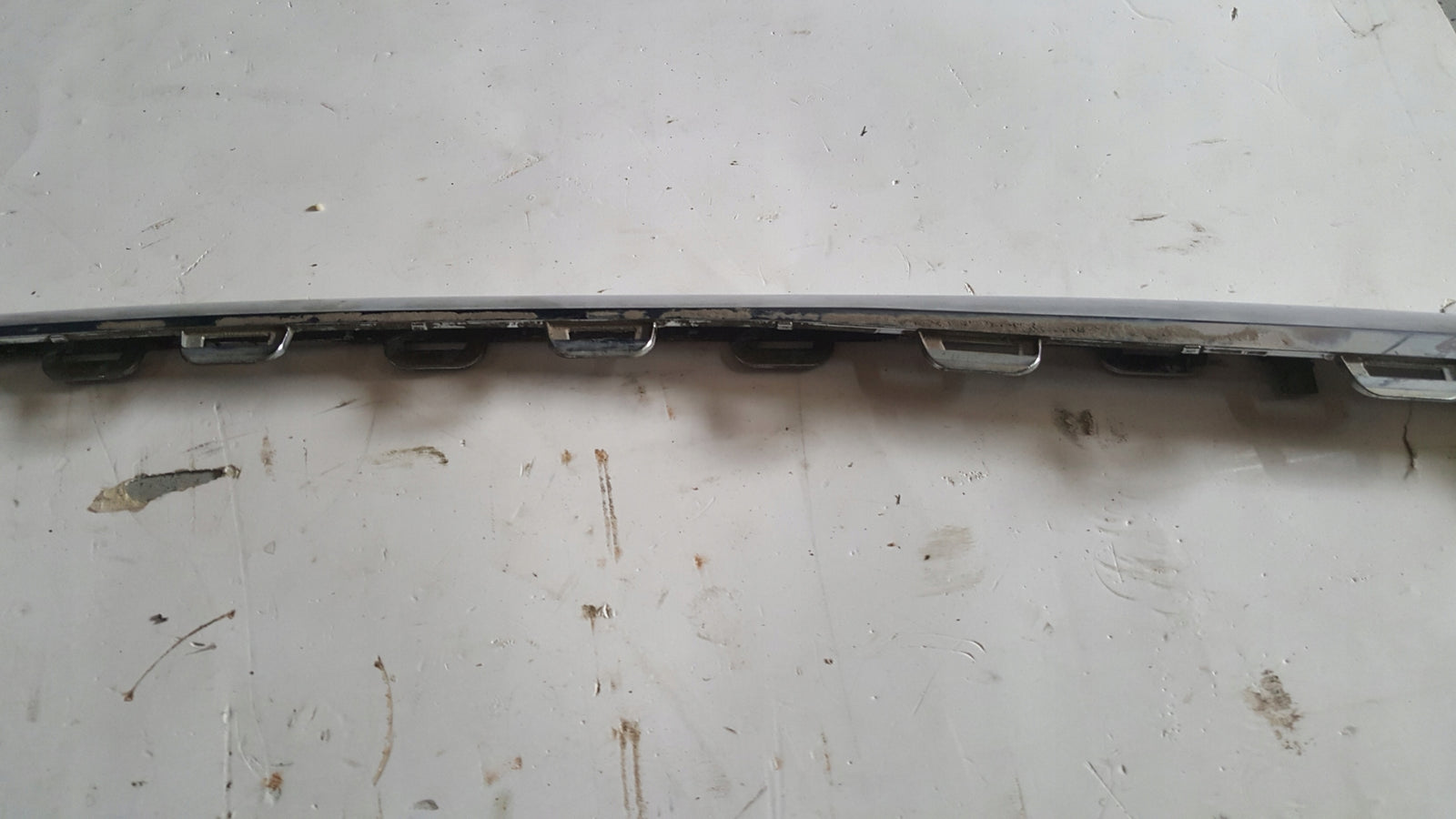 AUDI A4 B9 8W0 LISTWA ZDERZAKA TYŁ TYLNA 8W0853551D