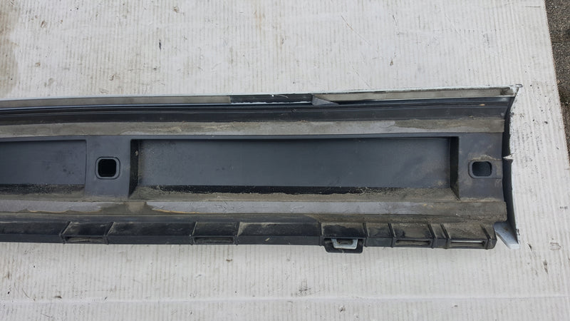 Listwa progowa prawa strona AUDI A3 cabrio 8V7853860