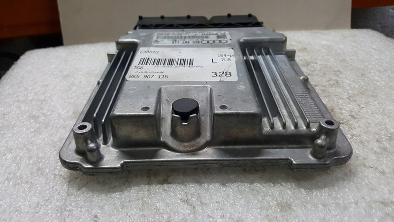 Komputer sterownik silnika (2.0 benzyna) AUDI A4 (B8) A5 8K5907115 demontaż
