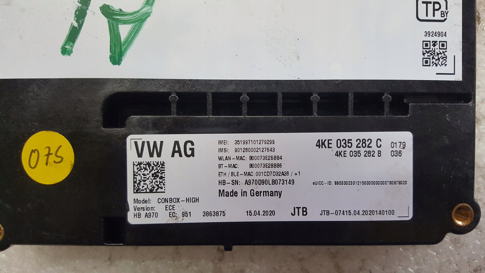 Sterownik moduł SOS-- AUDI A4 (B9) A5 RS4 RS5 4KE035282C demontaż