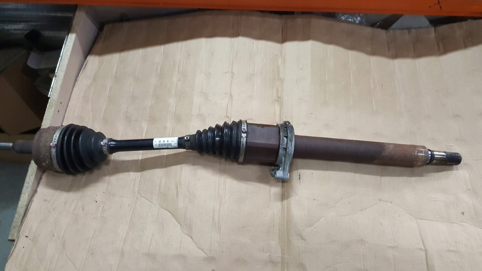 PÓŁOŚ PRAWA Z PRZEGUBAMI VW T6 MULTIVAN 7LA407274H